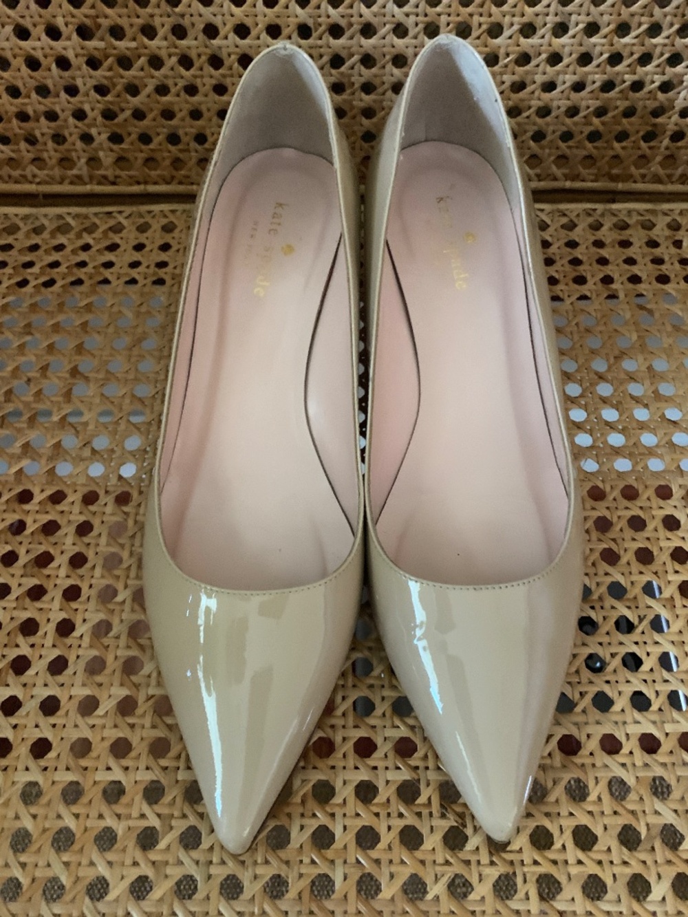 Kate Spade Nude Tan Patent Leather Pointed Toe Block Kitten Heels 8 - Picture 2 of 7
